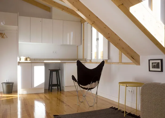 Cacilhas Guest Affittacamere Almada