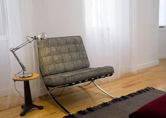 Cacilhas Guest Almada