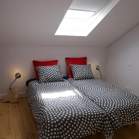 Cacilhas Guest Almada