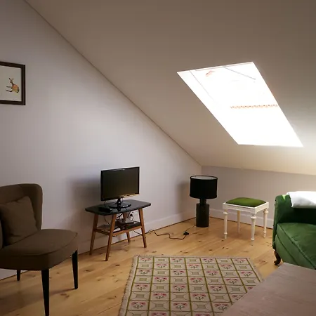 Cacilhas Guest 3* Almada