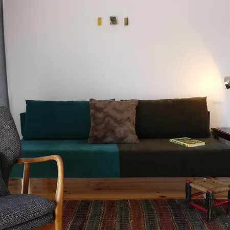 Cacilhas Guest