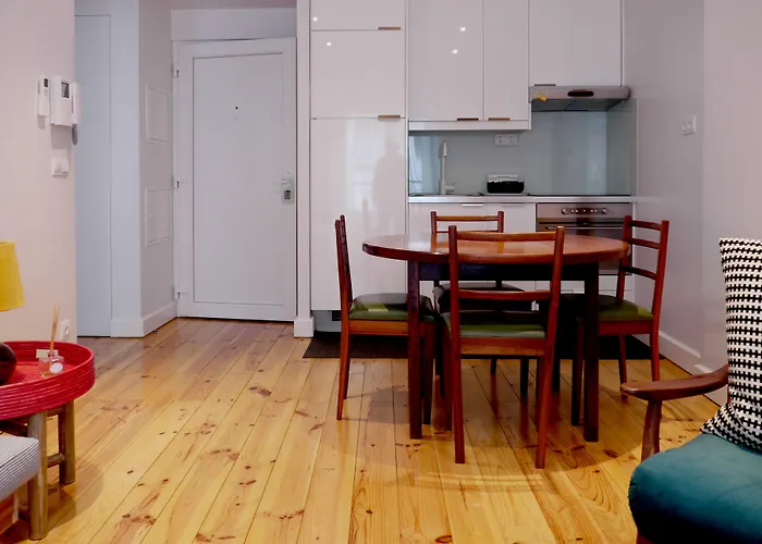 Cacilhas Guest Pensión 3*