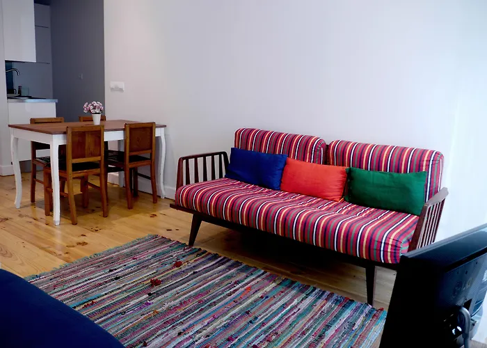 Cacilhas Guest 3* Almada