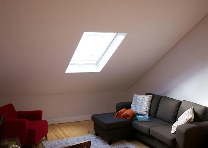 Cacilhas Guest Pensión Almada