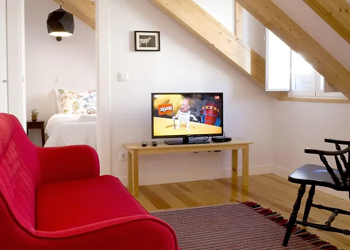 Cacilhas Guest Pensión Almada