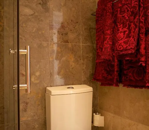 Cacilhas Guest 3* Almada