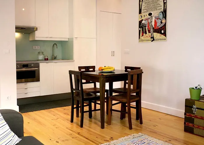 Cacilhas Guest 3* Almada